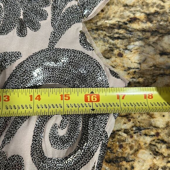 Adrianna Papell Silver Sequins Beaded Cap Sleeves Cocktail Dress - Picture 8 of 9